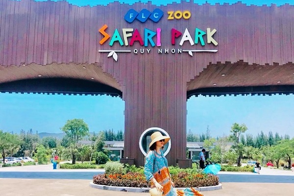 Check-in cổng v&agrave;o FLC Zoo Safari Quy Nhơn