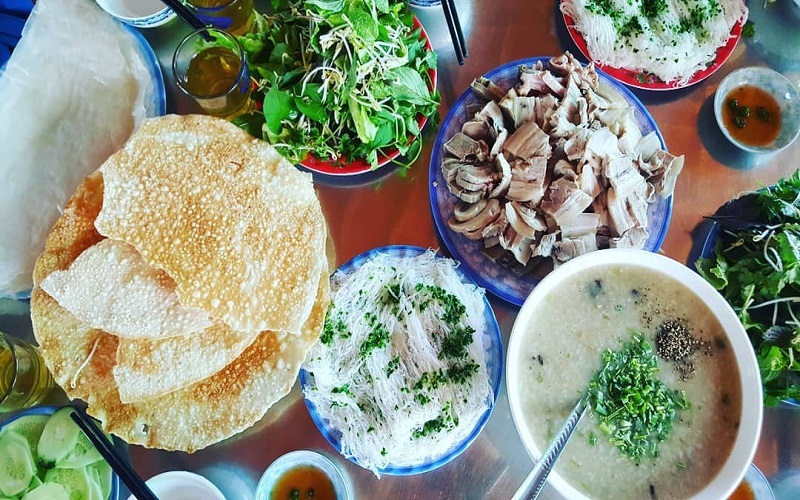 Bánh hỏi-lòng heo rất hấp dẫn Bánh hỏi-lòng heo rất hấp dẫn