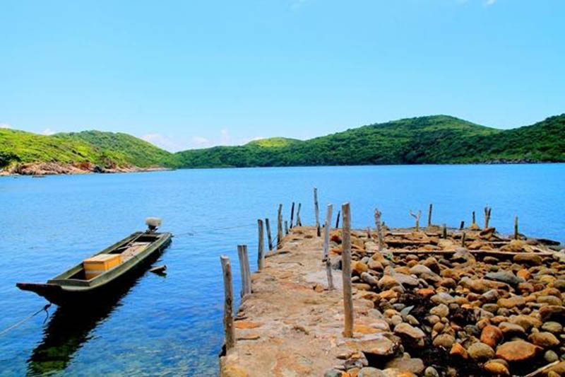 Vịnh đầm tre hoang sơ