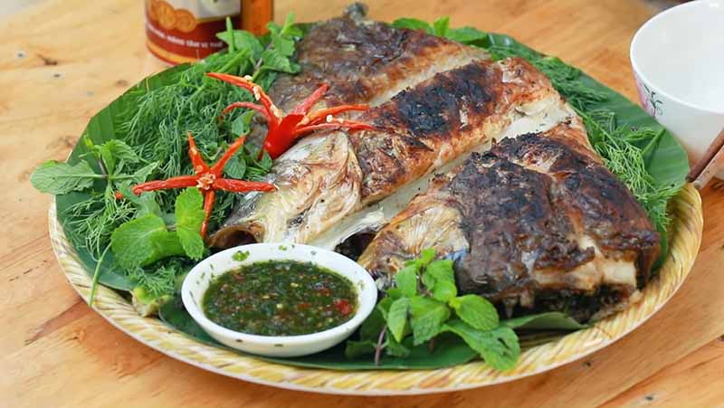 Cá suối nướng Cá suối nướng