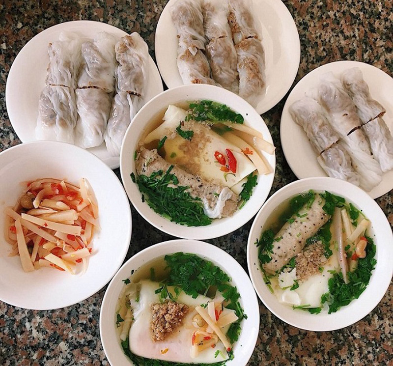 Bánh cuốn nước xương ở Cao Bằng Bánh cuốn nước xương ở Cao Bằng