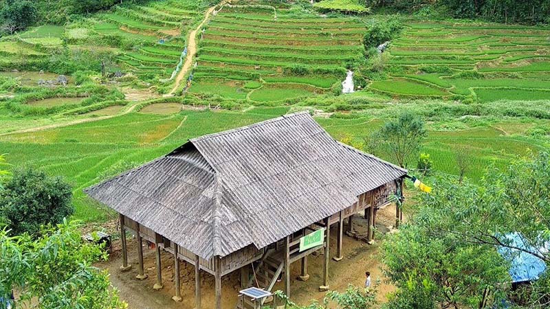Nhà sàn của người dân bản Son Bá Mười còn giữ nguyên kết cấu truyền thống Nhà sàn của người dân bản Son Bá Mười còn giữ nguyên kết cấu truyền thống