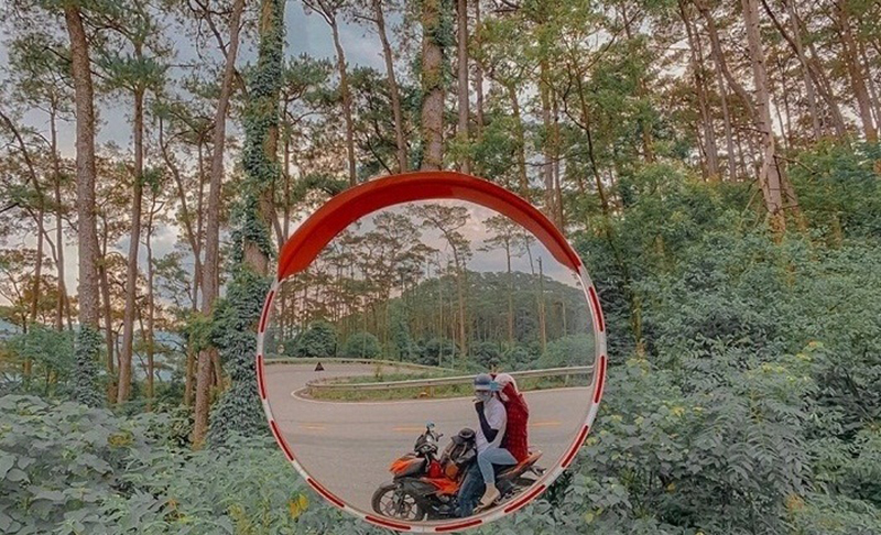 Phượt Tam Đảo bằng xe máy là một trải nghiệm thú vị đối với các bạn trẻ Phượt Tam Đảo bằng xe máy là một trải nghiệm thú vị đối với các bạn trẻ