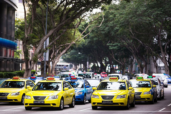 di chuyển bằng taxi khi đi du lịch malaysia