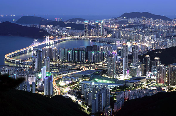 Busan - th&agrave;nh phố cảng lớn nhất ở H&agrave;n Quốc