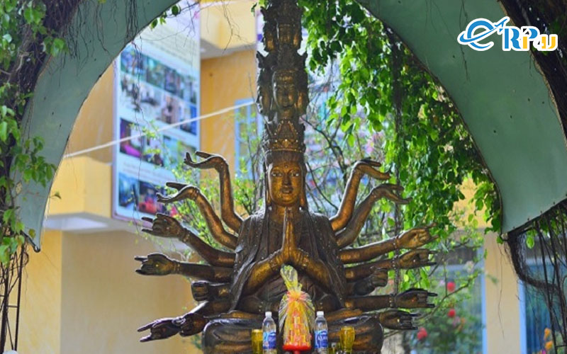 Tượng Thi&ecirc;n Thủ Thi&ecirc;n Nh&atilde;n Quan &Acirc;m