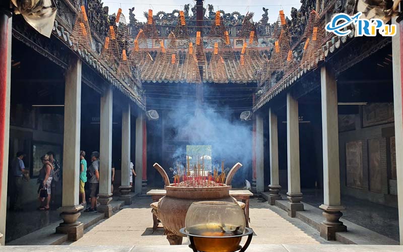 Ch&ugrave;a B&agrave; Thi&ecirc;n Hậu được đ&aacute;nh gi&aacute; l&agrave; một ng&ocirc;i ch&ugrave;a kh&aacute; &ldquo;thi&ecirc;ng&rdquo;