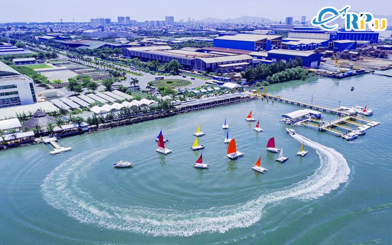 Bến du thuyền Marina kh&ocirc;ng chỉ l&agrave; địa điểm cung cấp những dịch vụ vui chơi giải tr&iacute;