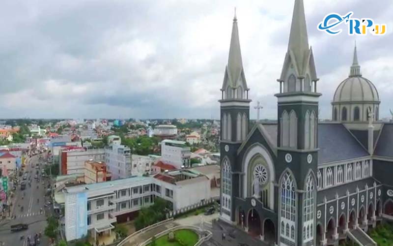 Nhà thờ chánh tòa Phú Cường đối với những tín đồ theo đạo có lẽ không còn quá xa lạ Nhà thờ chánh tòa Phú Cường đối với những tín đồ theo đạo có lẽ không còn quá xa lạ