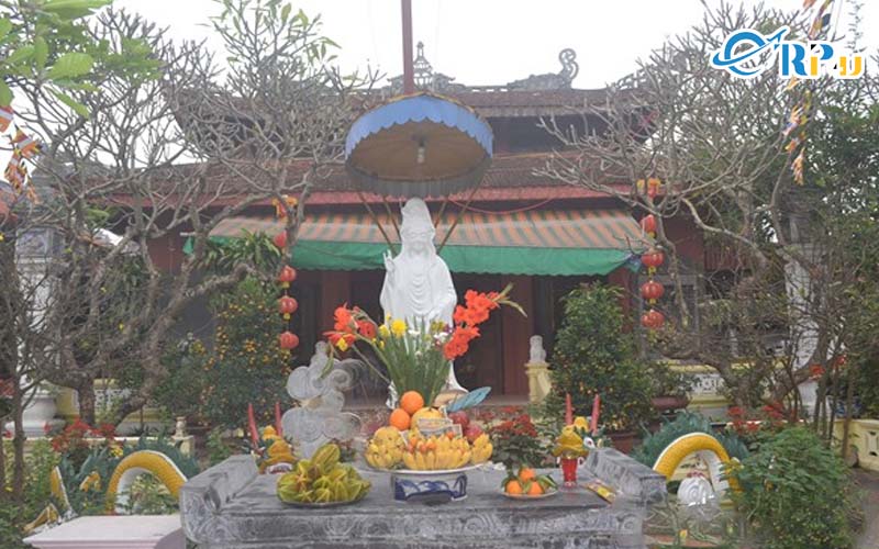 Chùa An Lạc toạ tại vị trí số 902 đường Tôn Đức Thắng, phường Sở Dầu, quận Hồng Bàng, Hải Dương. Chùa An Lạc toạ tại vị trí số 902 đường Tôn Đức Thắng, phường Sở Dầu, quận Hồng Bàng, Hải Dương.