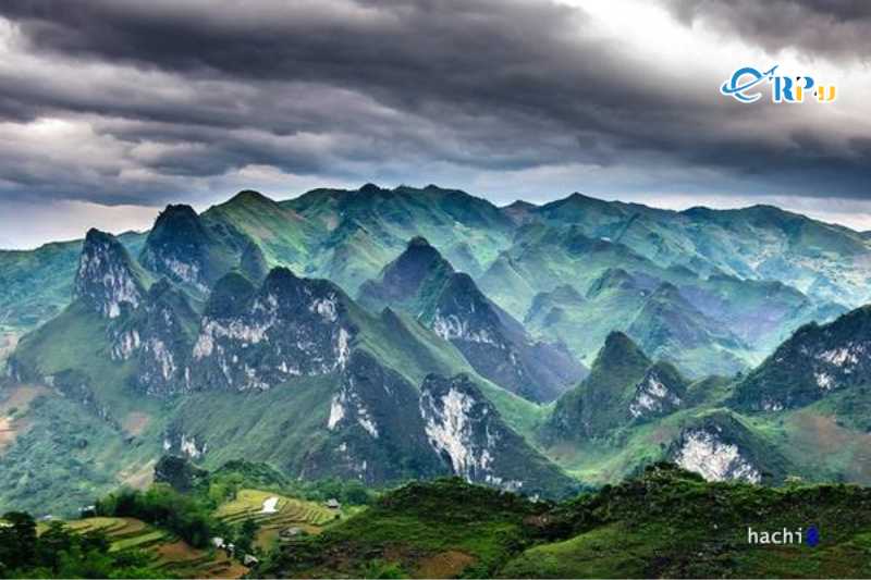 Chi&ecirc;m ngưỡng những d&atilde;y n&uacute;i đ&aacute; v&ocirc;i kiệt t&aacute;c