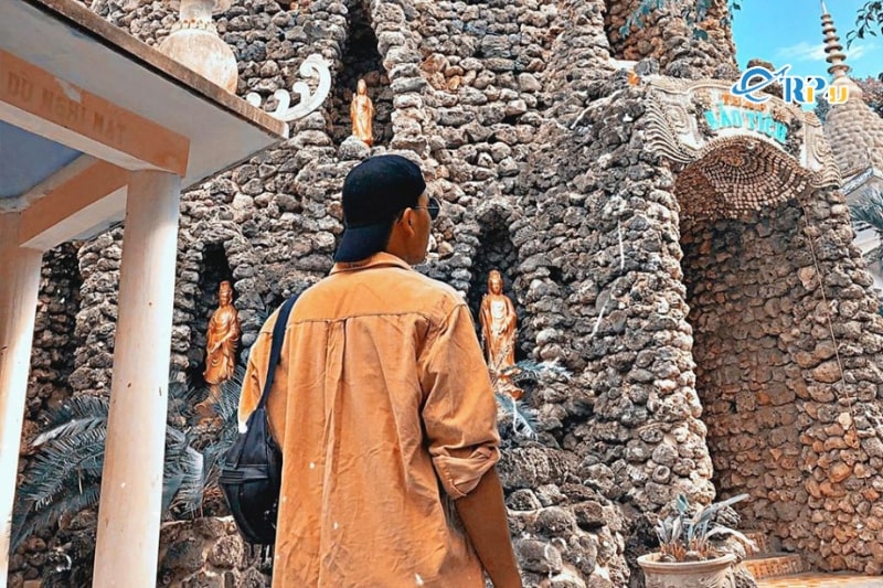 Ch&ugrave;a ốc Từ V&acirc;n