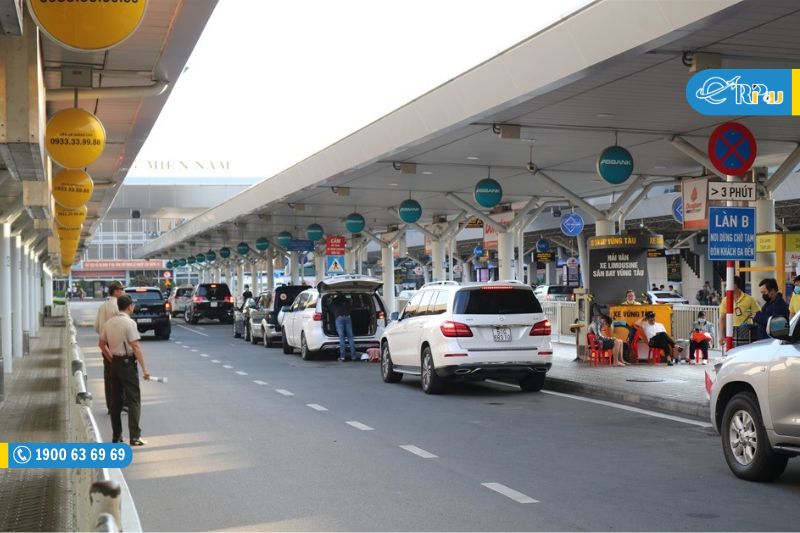 C&aacute;ch di chuyển từ s&acirc;n bay quốc tế T&acirc;n Sơn Nhất v&agrave;o th&agrave;nh phố