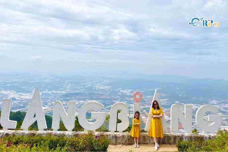 Sự t&iacute;ch chuyện t&igrave;nh Langbiang Đ&agrave; Lạt