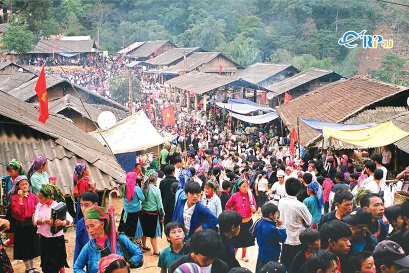 Kh&aacute;m ph&aacute; văn h&oacute;a chợ v&ugrave;ng cao đ&egrave;o M&atilde; P&igrave; L&egrave;ng