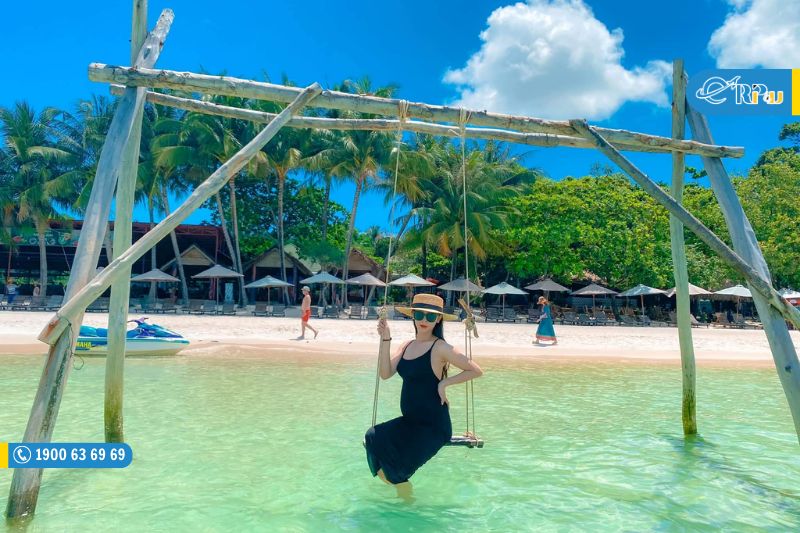 Nh&agrave; h&agrave;ng ở B&atilde;i Sao Ph&uacute; Quốc