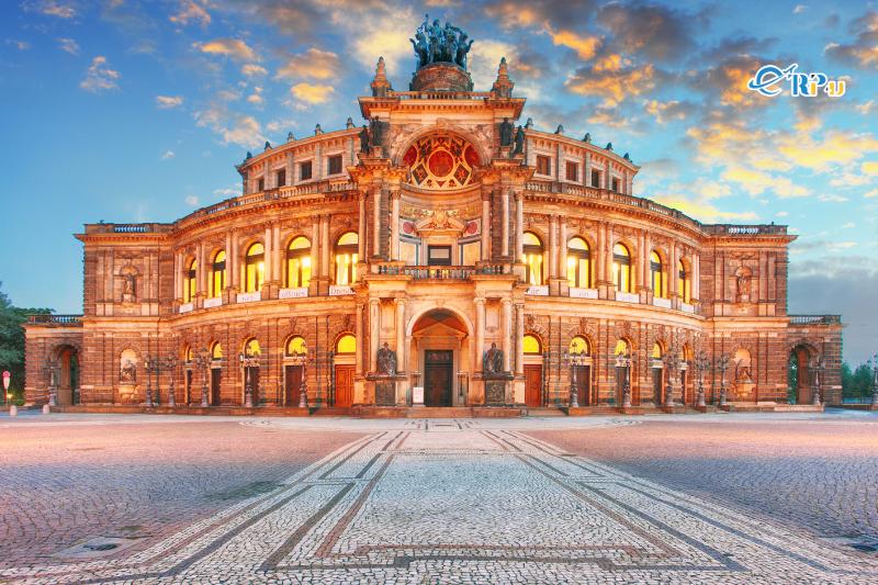 Tour du lịch Đức - &Aacute;o - Hungary - Slovakia - S&eacute;c