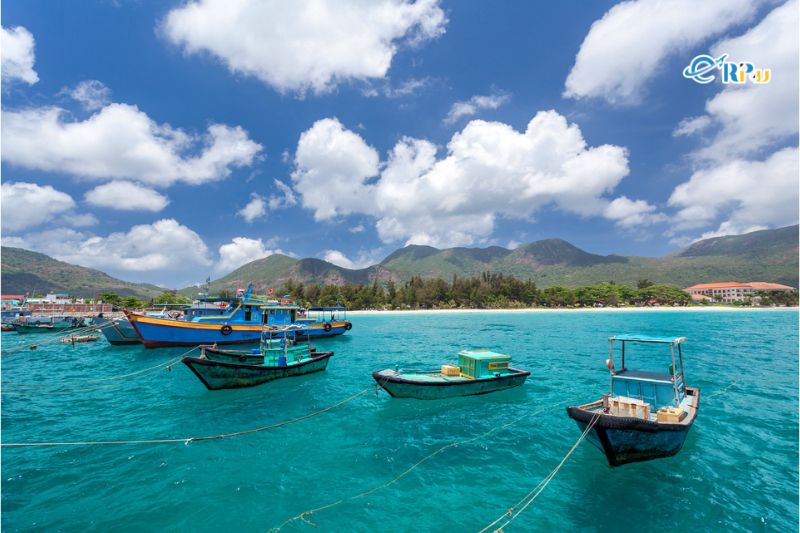 Chi ph&iacute; du lịch C&ocirc;n Đảo
