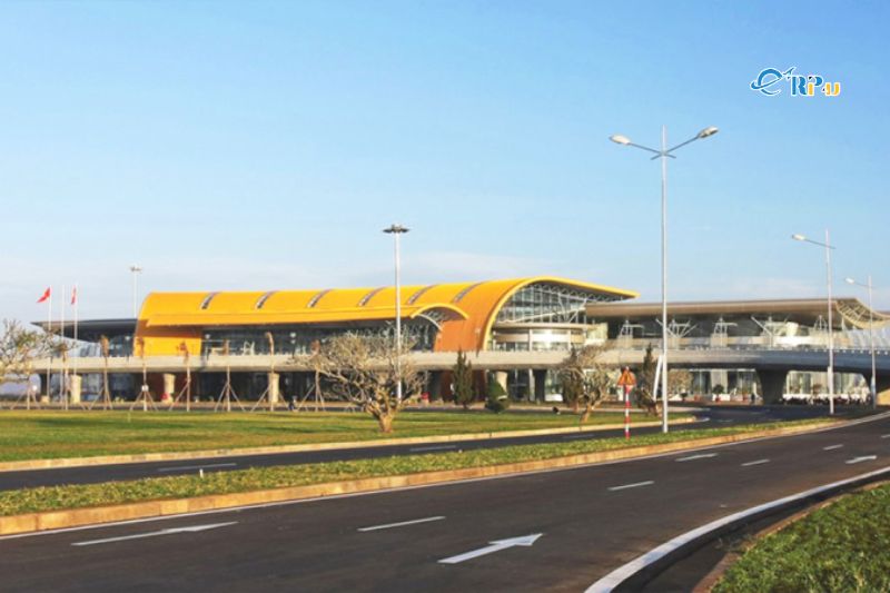 C&aacute;ch di chuyển từ s&acirc;n bay Đ&agrave; Lạt v&agrave;o trung t&acirc;m