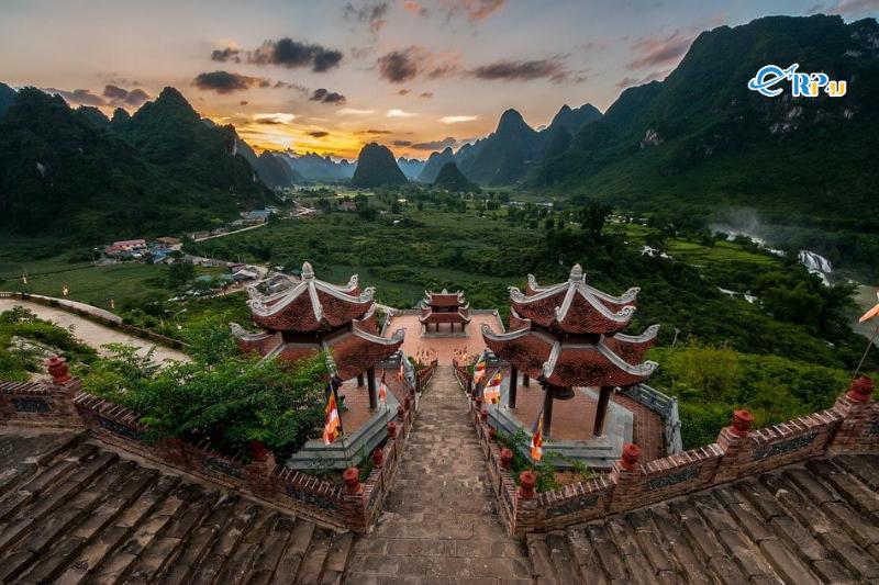Ch&ugrave;a Phật T&iacute;ch Tr&uacute;c L&acirc;m Bản Giốc