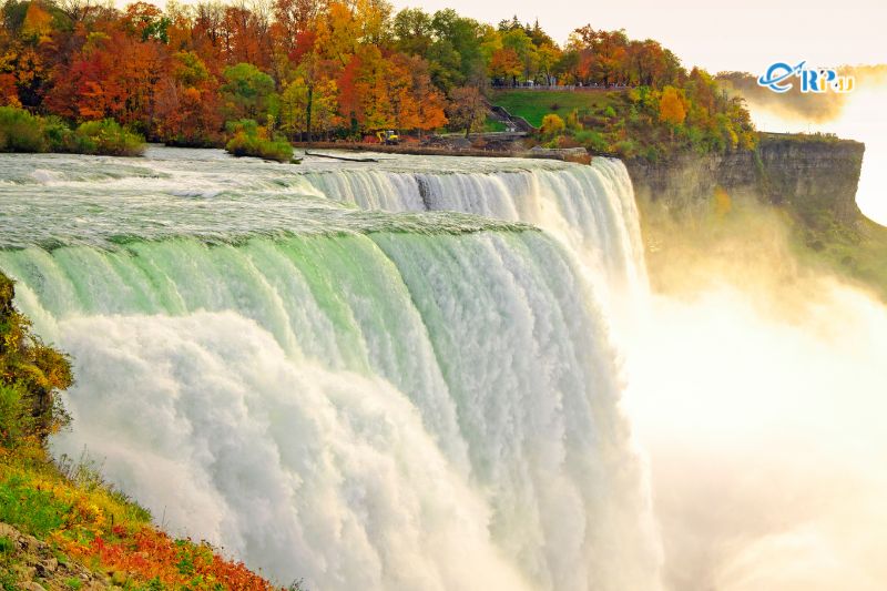 Th&aacute;c Niagara