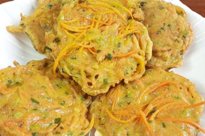 B&aacute;nh c&agrave; rốt chi&ecirc;n