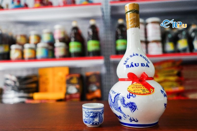 Rượu Bầu Đ&aacute;