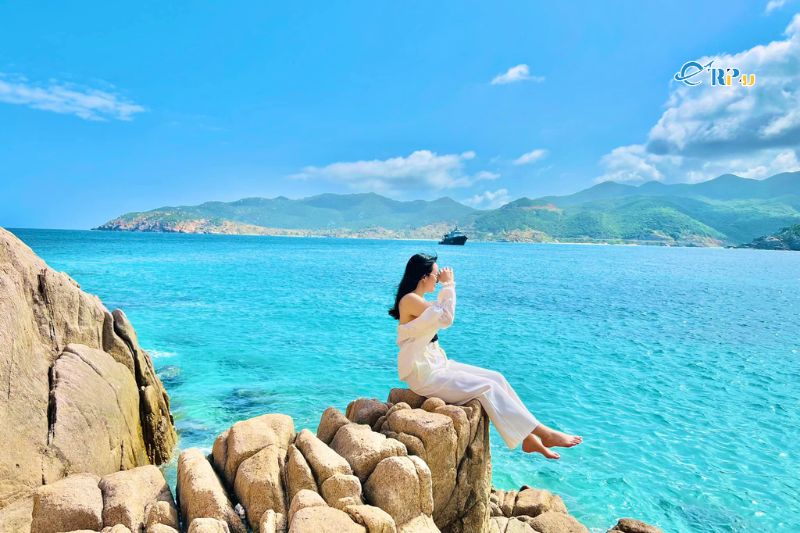 Đảo B&igrave;nh Hưng