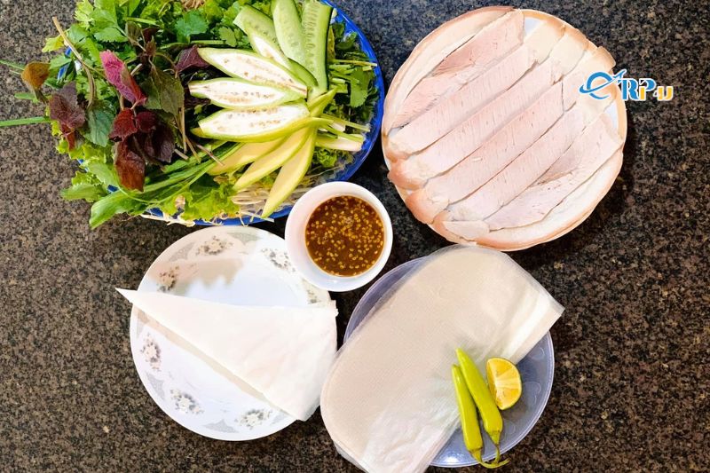 B&aacute;nh tr&aacute;ng cuốn thịt heo
