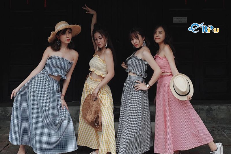 Đi Đ&agrave; Nẵng mặc g&igrave; với nữ
