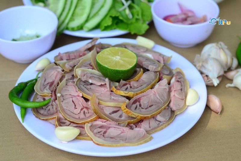Thịt b&ecirc; Cầu M&oacute;ng