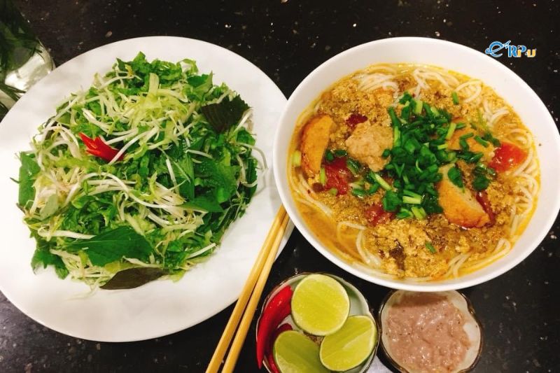 B&uacute;n rạm