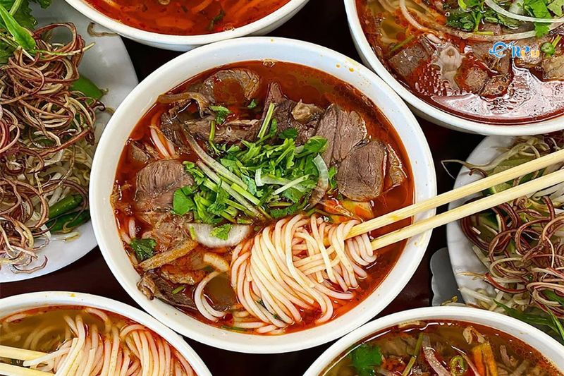 B&uacute;n b&ograve; Huế