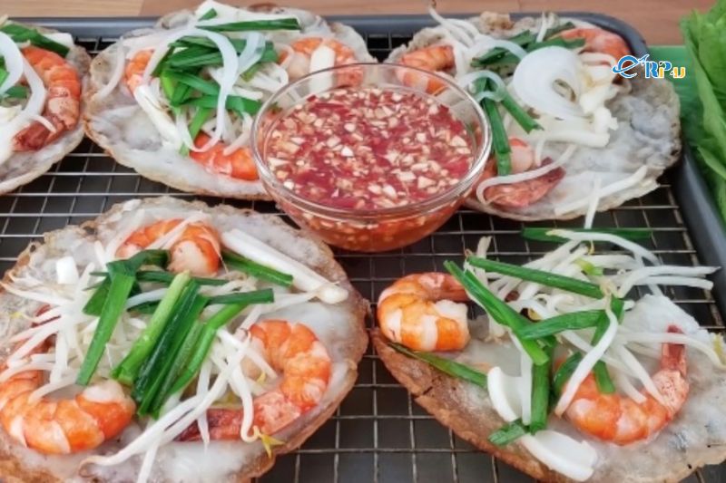 B&aacute;nh x&egrave;o t&ocirc;m mực
