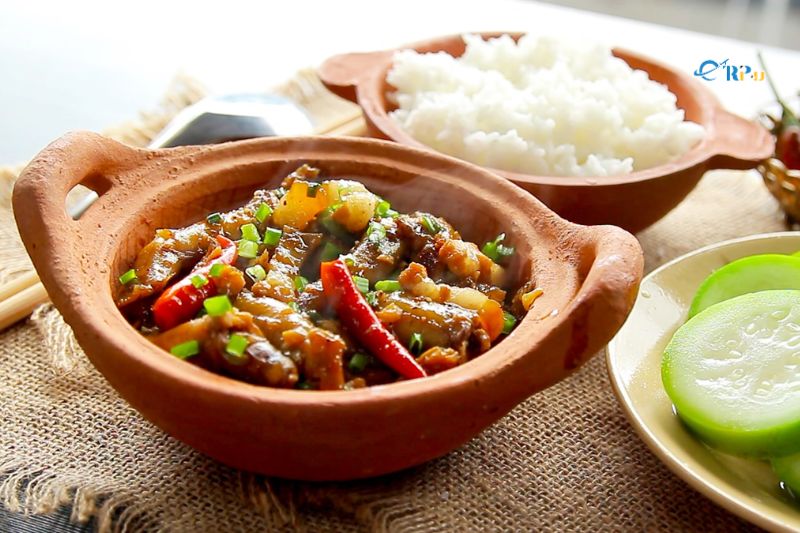 C&aacute; Bống th&aacute;c kho riềng