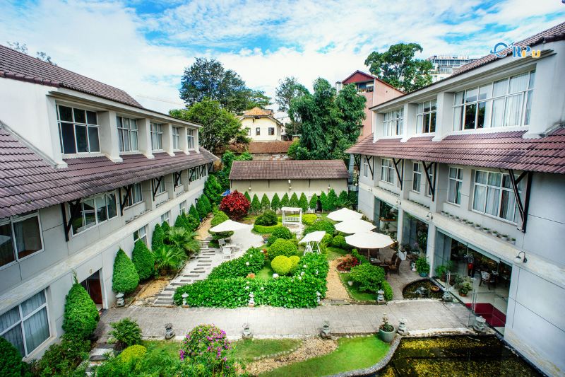 Kh&aacute;ch sạn Mường Thanh Holiday