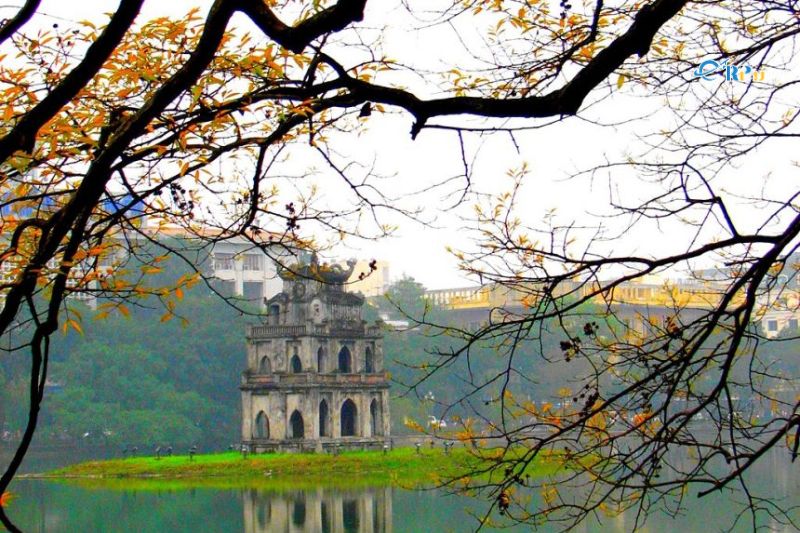 Hồ Ho&agrave;n Kiếm