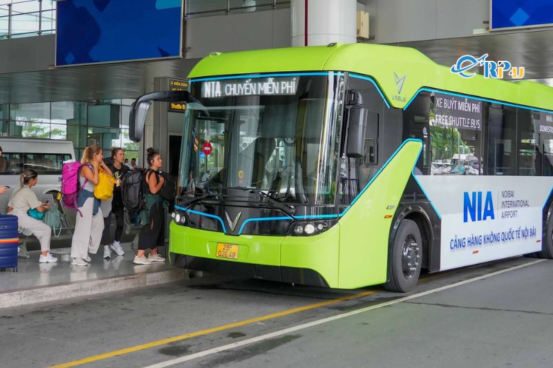 Xe bus đi s&acirc;n bay Nội B&agrave;i