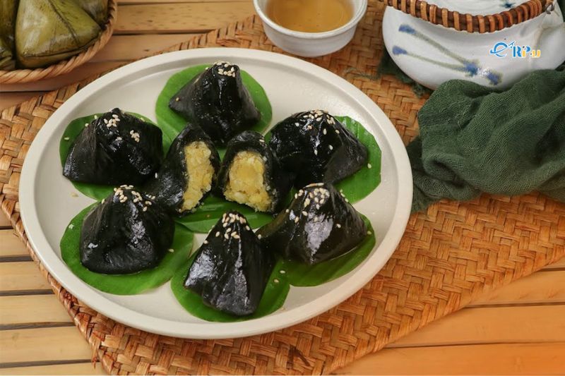 B&aacute;nh &iacute;t l&aacute; gai