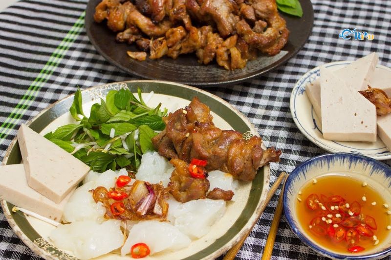B&aacute;nh ướt thịt nướng