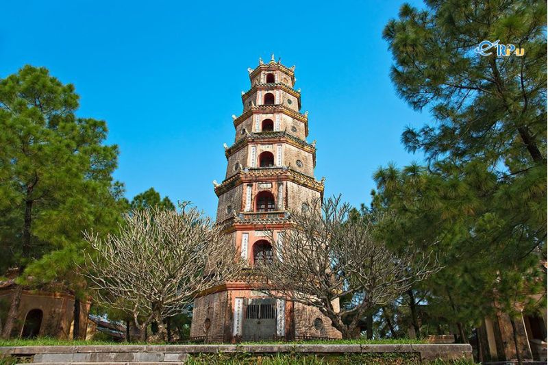 Ch&ugrave;a Thi&ecirc;n Mụ
