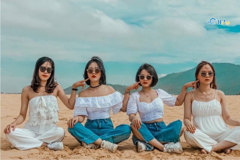 Đồi c&aacute;t Phương Mai