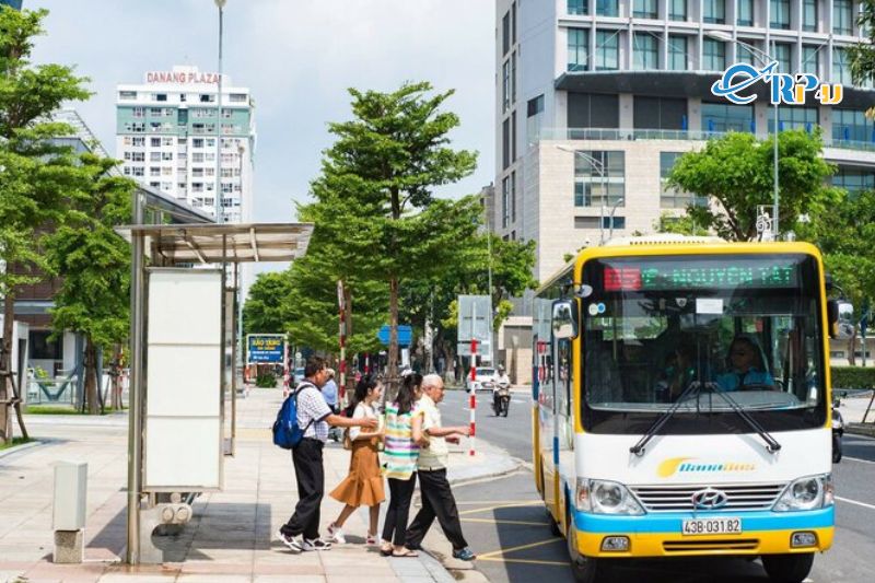 Phương tiện di chuyển từ s&acirc;n bay về trung t&acirc;m Đ&agrave; Nẵng&nbsp;