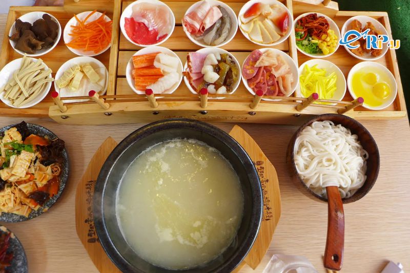 B&uacute;n Qua Cầu