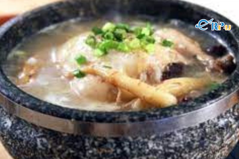 Ch&aacute;o g&agrave; Dakjuk&nbsp;