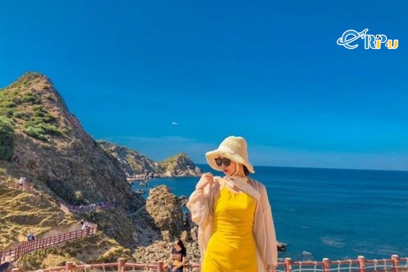 Mặc g&igrave; khi đi tour Đ&agrave;i Loan v&agrave;o m&ugrave;a thu