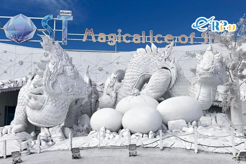 Frost Magical Ice of Siam cực kỳ hoành tráng với nhiều bức tượng băng điêu khắc Frost Magical Ice of Siam cực kỳ hoành tráng với nhiều bức tượng băng điêu khắc