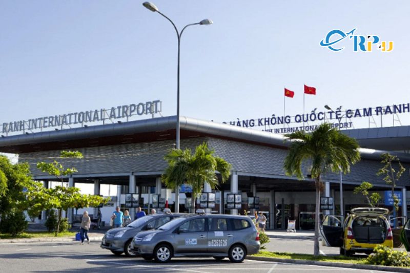 Cảng h&agrave;ng kh&ocirc;ng quốc tế Cam Ranh