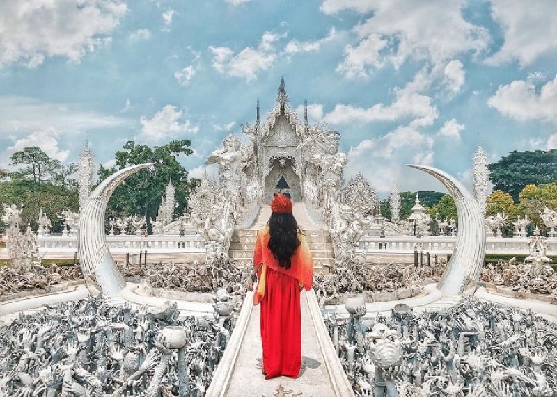 Những trang phục khi tới c&aacute;c khu vực đền ch&ugrave;a tại Th&aacute;i Lan