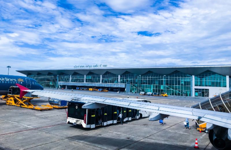 Thời điểm bay đến Vinh vắng v&agrave; &iacute;t người nhất